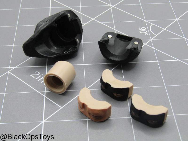 Load image into Gallery viewer, Black Skull Headsculpt w/Swappable Eyes (Virtual Toys)
