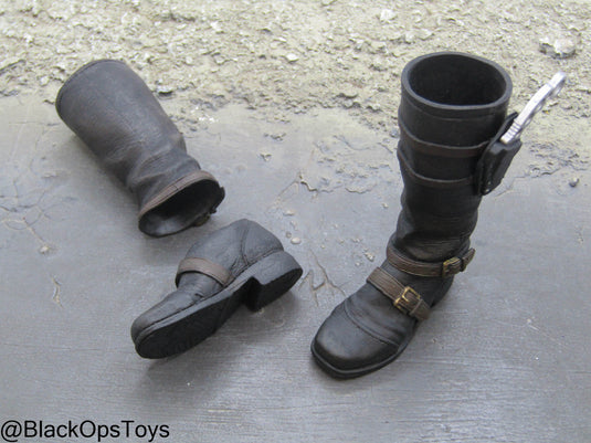 GI JOE - Cobra Major Bludd - Black Boots w/Boot Knife (Peg Type)