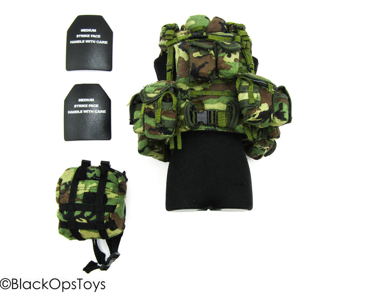 Load image into Gallery viewer, Green Beret - MOLLE Woodland Camo Vest &amp; Battle Belt Set

