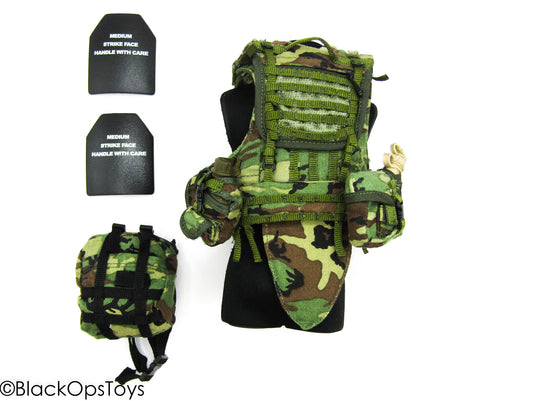 Green Beret - MOLLE Woodland Camo Vest & Battle Belt Set