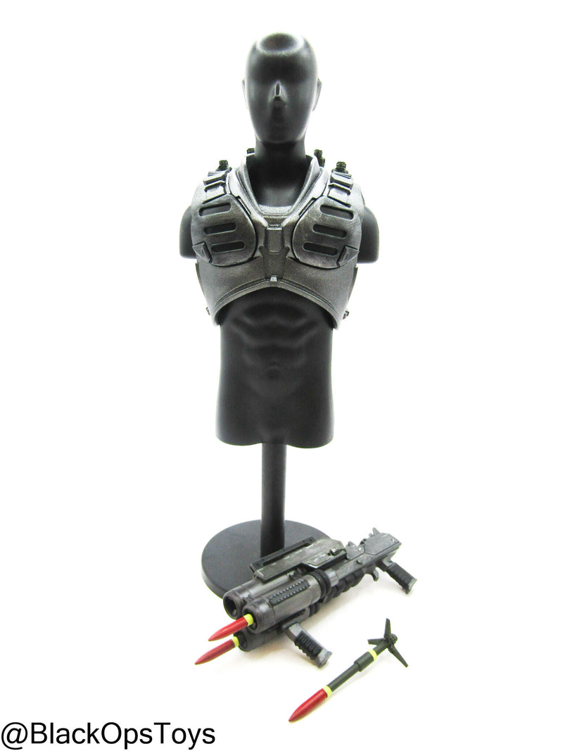 Load image into Gallery viewer, GI JOE - Cobra Major Bludd - Rocket Launching Chest Armor w/Rocket Launcher
