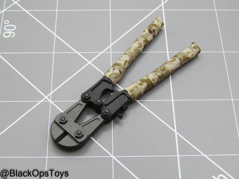 Load image into Gallery viewer, DEVGRU ONS GERONIMO - AOR1 Camo Wrapped Bolt Cutters
