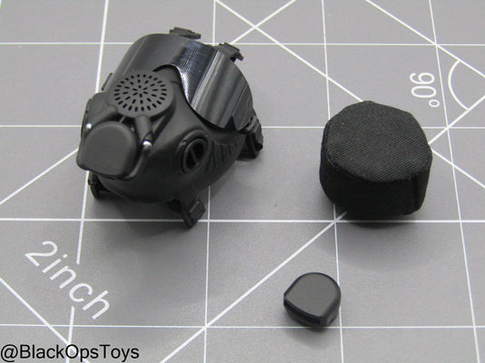 Black Gas Mask