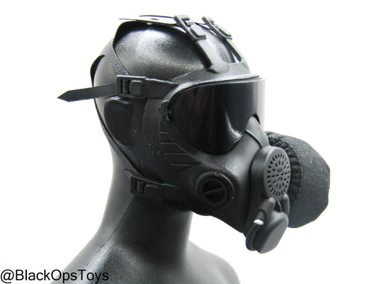 Black Gas Mask