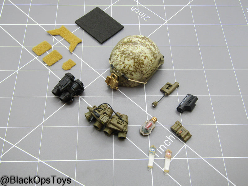 Load image into Gallery viewer, DEVGRU ONS GERONIMO - AOR1 Helmet &amp; NVG Set
