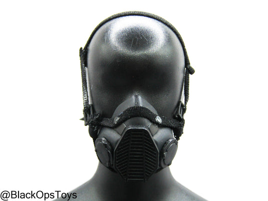 Black Respirator Mask