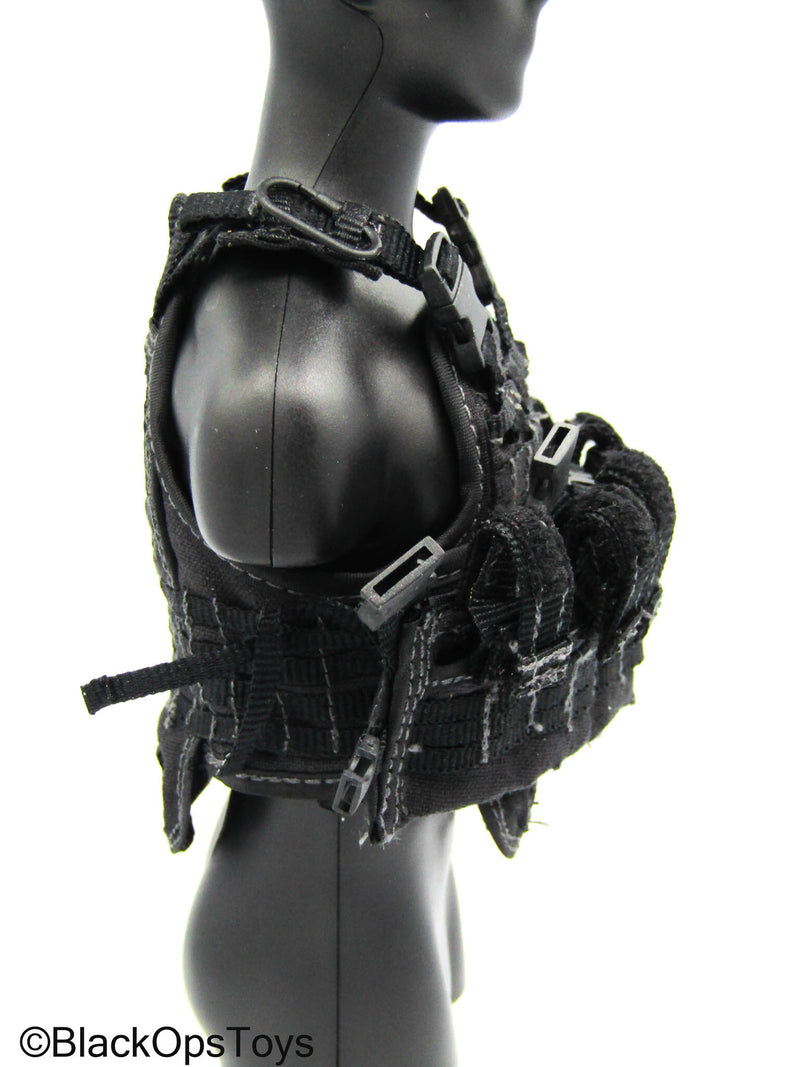 Load image into Gallery viewer, GI JOE - Cobra Viper - Black MOLLE Combat Vest Set w/Buttpack
