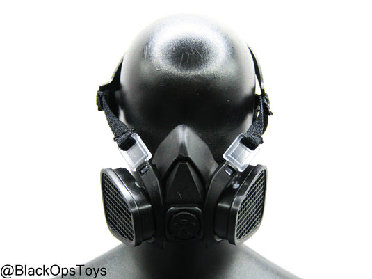 Black Respirator Mask