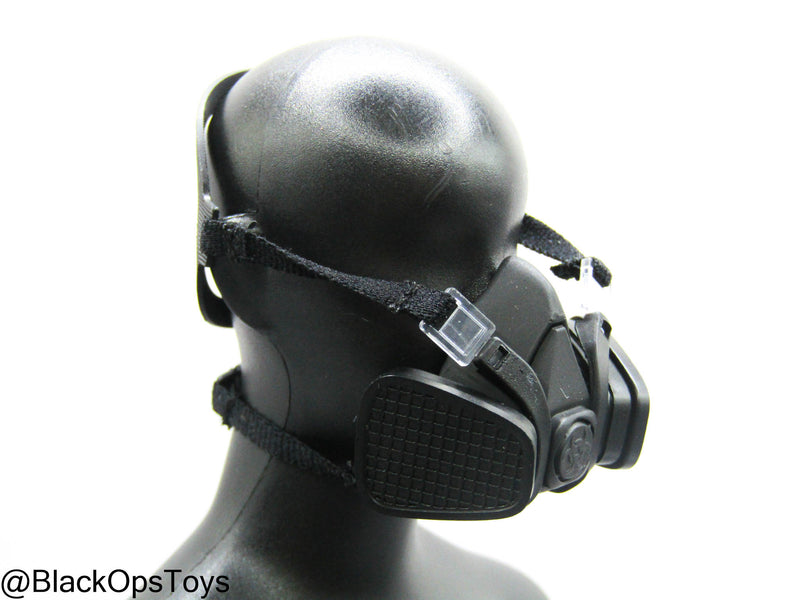 Load image into Gallery viewer, Black Respirator Mask
