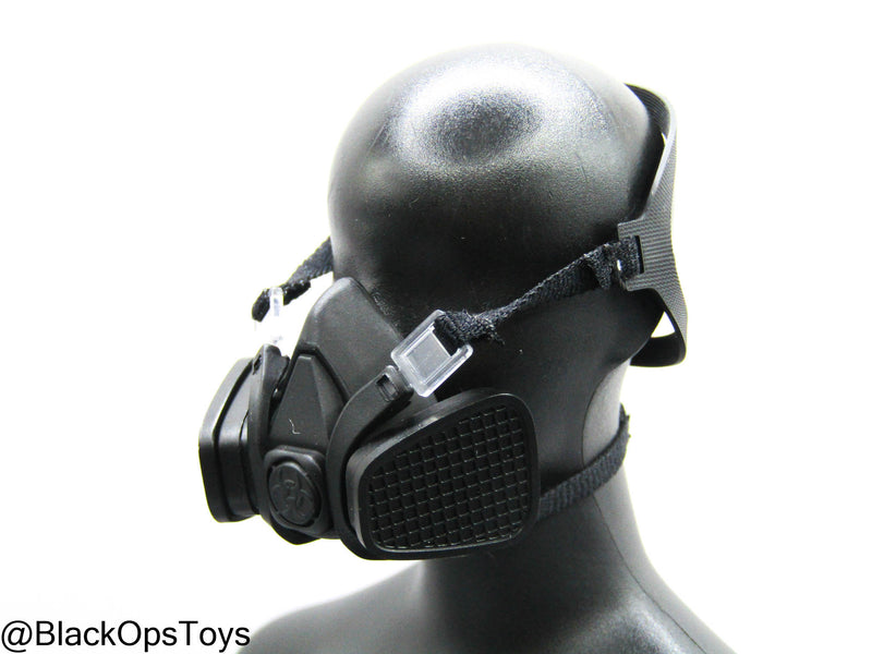 Load image into Gallery viewer, Black Respirator Mask

