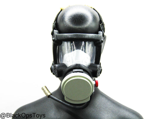 Black Gas Mask