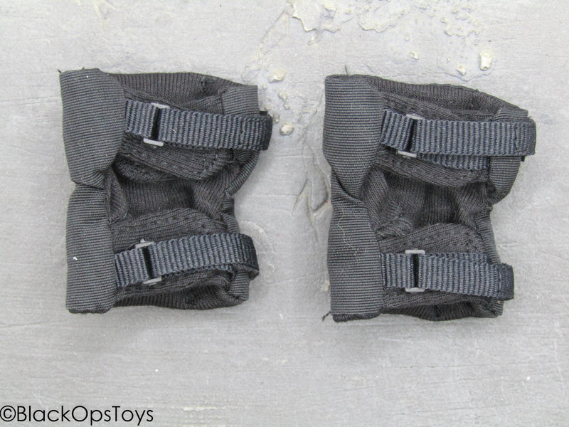 Load image into Gallery viewer, Night Ops - Black Knee Pads
