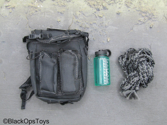GI JOE - Cobra Viper - Black Backpack w/Bottle & Climbing Rope