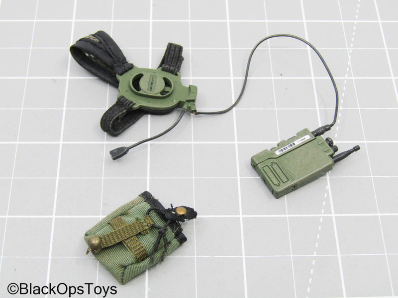 Load image into Gallery viewer, OG Green Radio w/Pouch &amp; Headset
