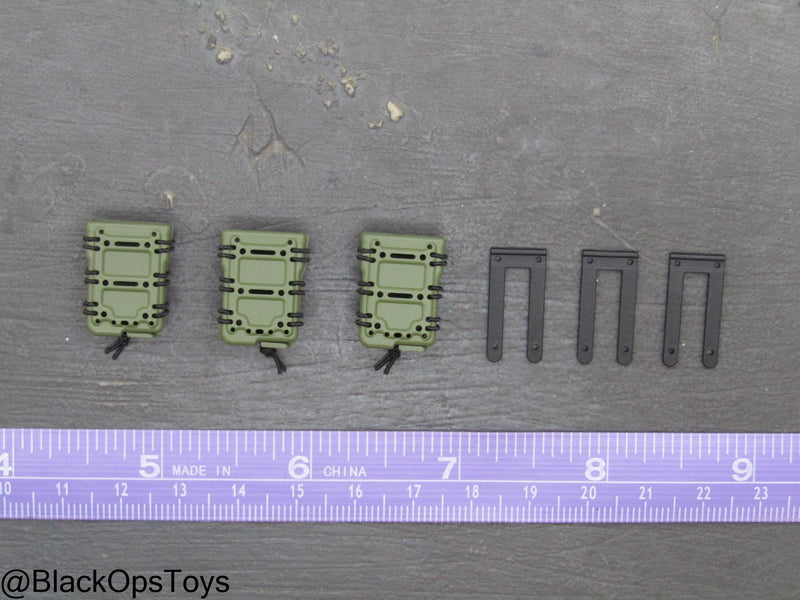 Load image into Gallery viewer, Special Forces Weapon Set F - OD Green Mag Holsters (x3)
