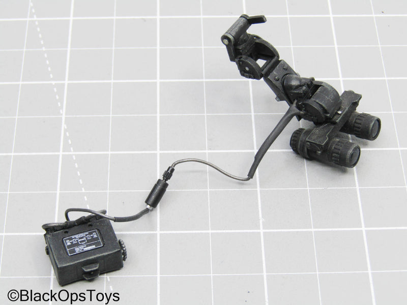 Load image into Gallery viewer, Black Night Vision Goggles w/Attachments (Hot Toys)
