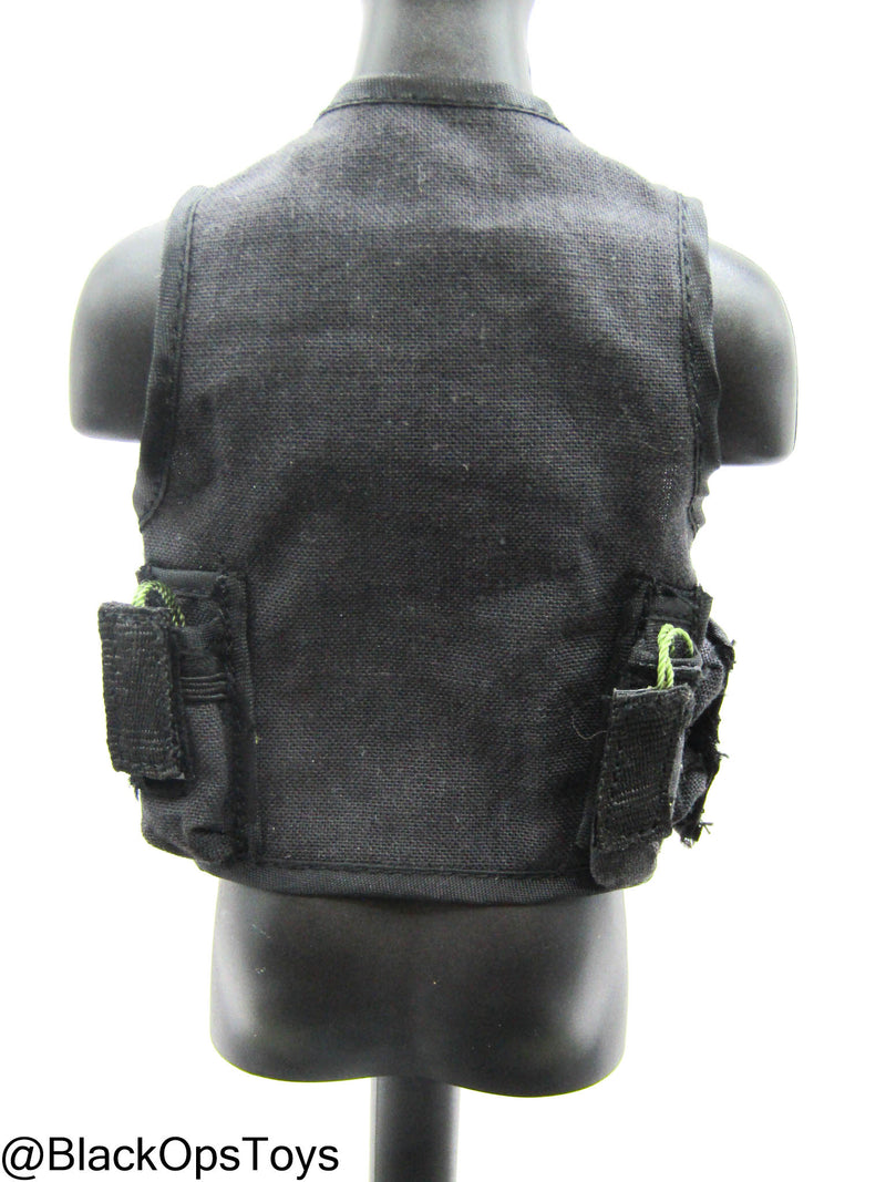 Load image into Gallery viewer, US Army Joe Brennan - Black Concealment Vest

