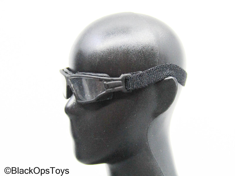Load image into Gallery viewer, Black Goggles
