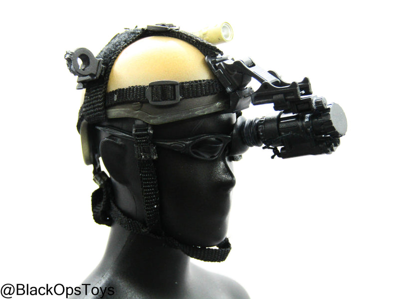 Load image into Gallery viewer, US Army Joe Brennan - Tan Helmet w/NVG Set &amp; Glasses
