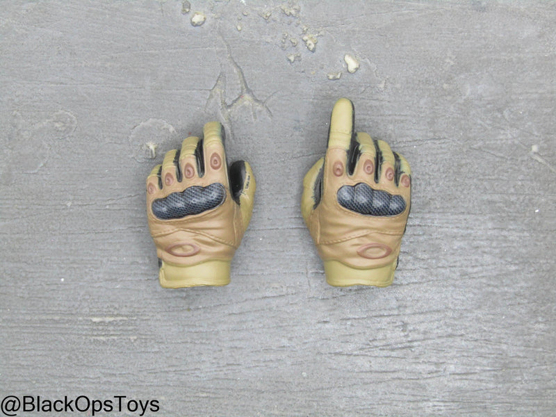 Load image into Gallery viewer, Bravo 7-1 Kill or Capture - Brown Gloved Hand Set
