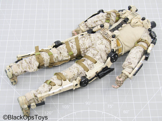 Desert Camo Mech Suit - Male Full Dressed Body