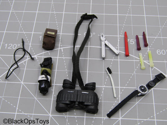 Recon Gear Set w/Binoculars Watch Toothbrush & Multitool