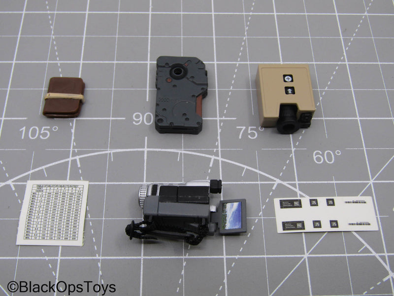 Load image into Gallery viewer, Metal Gear Solid iDroid w/Video Camera &amp; Range Finder
