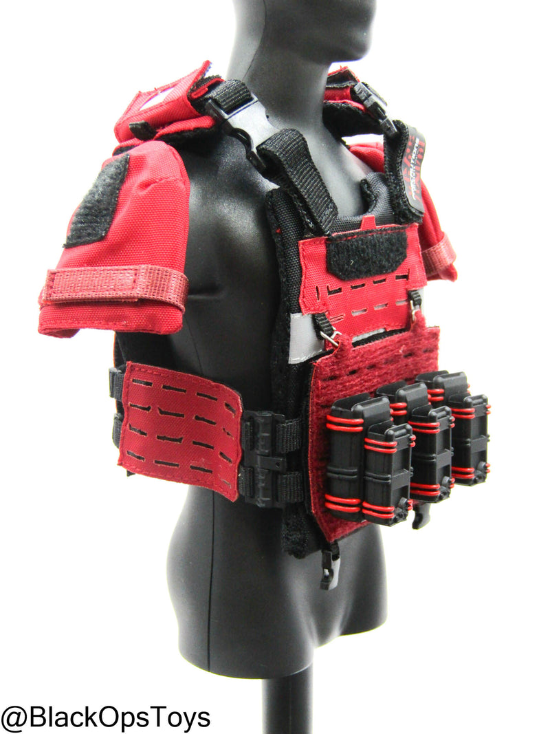 Load image into Gallery viewer, Zombie Hunter - Red MOLLE Plate Carrier w/Light Up Feature
