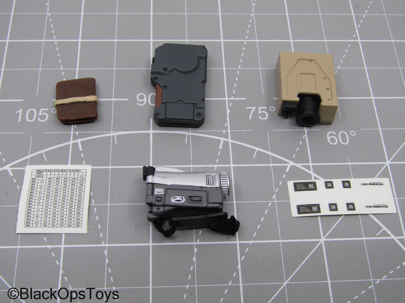 Load image into Gallery viewer, Metal Gear Solid iDroid w/Video Camera &amp; Range Finder
