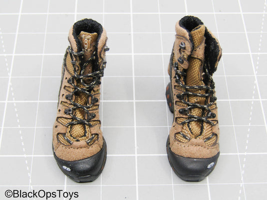 Brown Hiking Boots (Foot Type) (Soldier Story)
