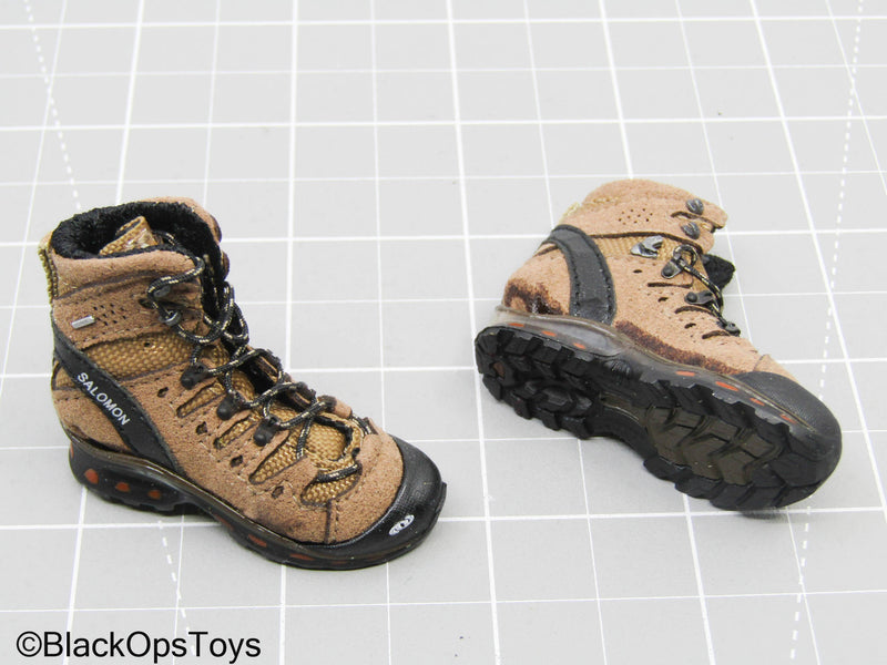 Load image into Gallery viewer, Brown Hiking Boots (Foot Type) (Soldier Story)
