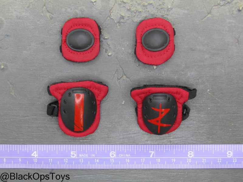 Load image into Gallery viewer, Zombie Hunter - Red Elbow &amp; Knee Pad Set
