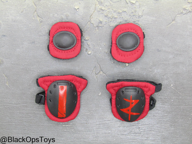 Load image into Gallery viewer, Zombie Hunter - Red Elbow &amp; Knee Pad Set
