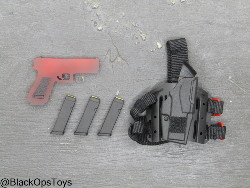 Load image into Gallery viewer, Zombie Hunter - Pistol w/Drop Leg Holster
