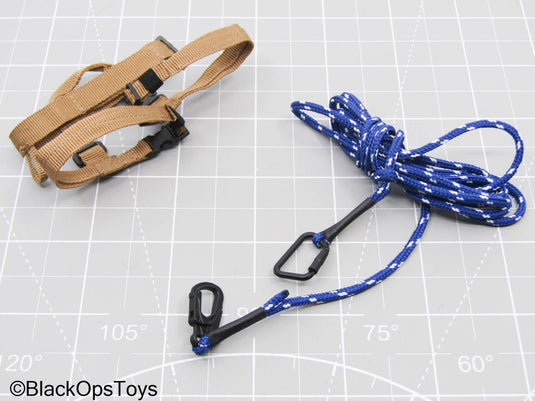 Tan Climbing Harness w/Blue Rope & Black Carabiners