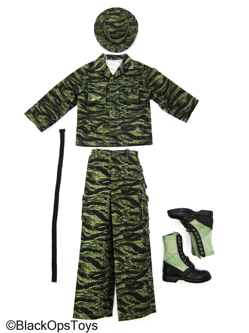 Load image into Gallery viewer, Vietnam Set - Tiger Stripe Combat Uniform Set w/Boots, Belt &amp; Boonie Hat
