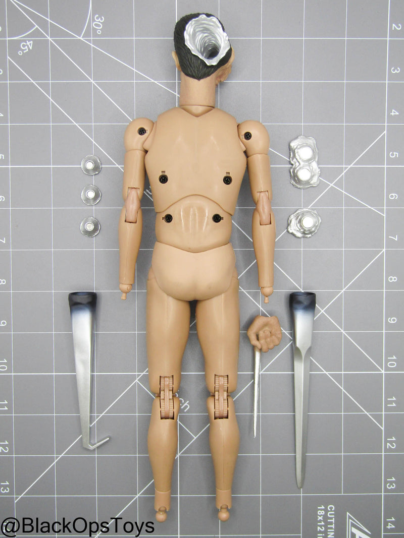Load image into Gallery viewer, T2 Judgment Day T-1000 - Magnetic Base Body w/Liquid Metal Detail
