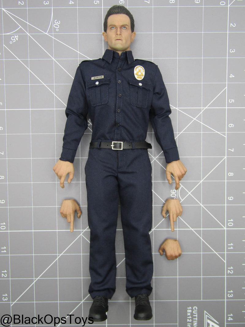 Load image into Gallery viewer, T2 Judgment Day T-1000 - Police Officer Dressed Body w/Headsculpt

