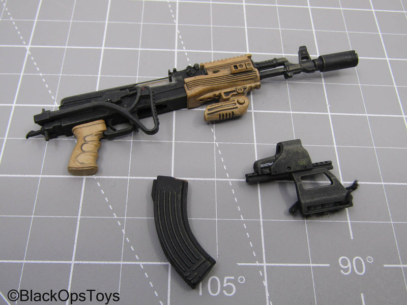 Load image into Gallery viewer, AK Rifle w/Accessories (Hot Toys - READ DESC)
