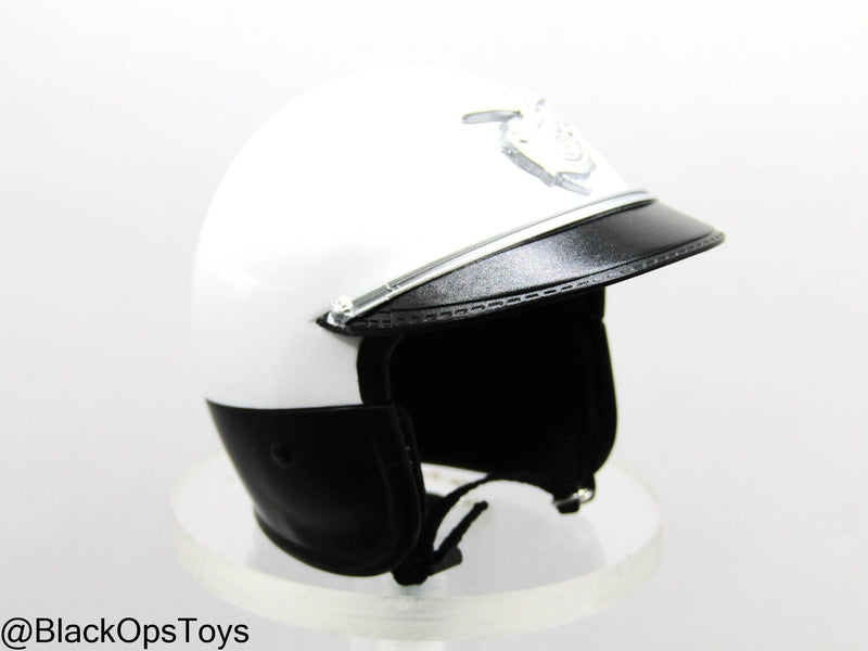 Load image into Gallery viewer, T2 Judgment Day T-1000 - Motorcycle Police Officer Uniform w/MP5
