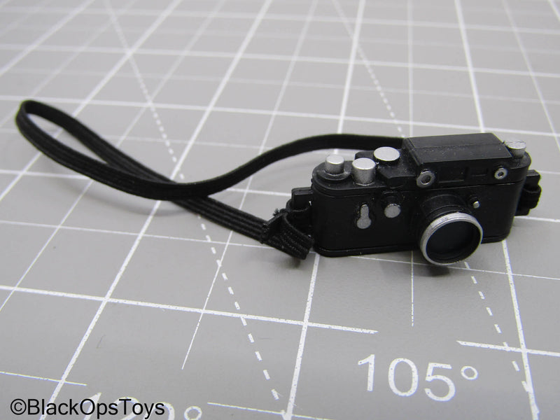Load image into Gallery viewer, Vietnam Era War Journalist Reporter Camera Set
