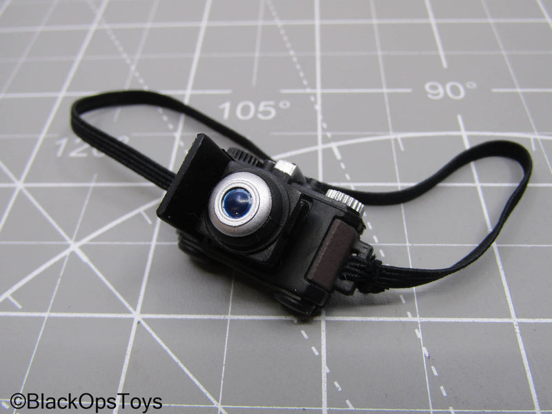 Load image into Gallery viewer, Vietnam Era War Journalist Reporter Camera Set
