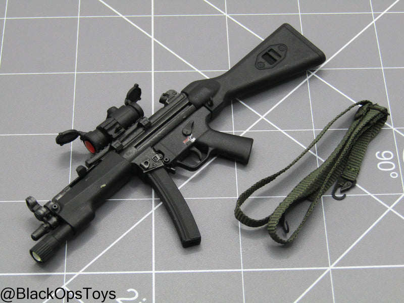 Load image into Gallery viewer, Metropolitan Police Katie - MP5 w/Attachment Set
