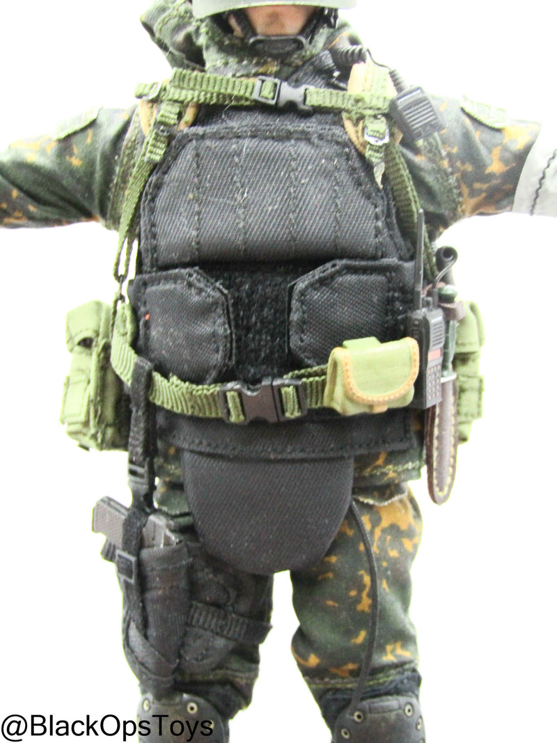 Load image into Gallery viewer, 1/12 Russian Male Dressed Body w/Gear (Crazy Figure)
