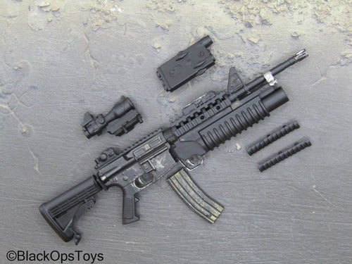 M4 Rifle w/Attachments & M203 Grenade Launcher