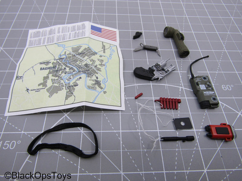 Load image into Gallery viewer, Pilot Gear Set w/38 Revolver
