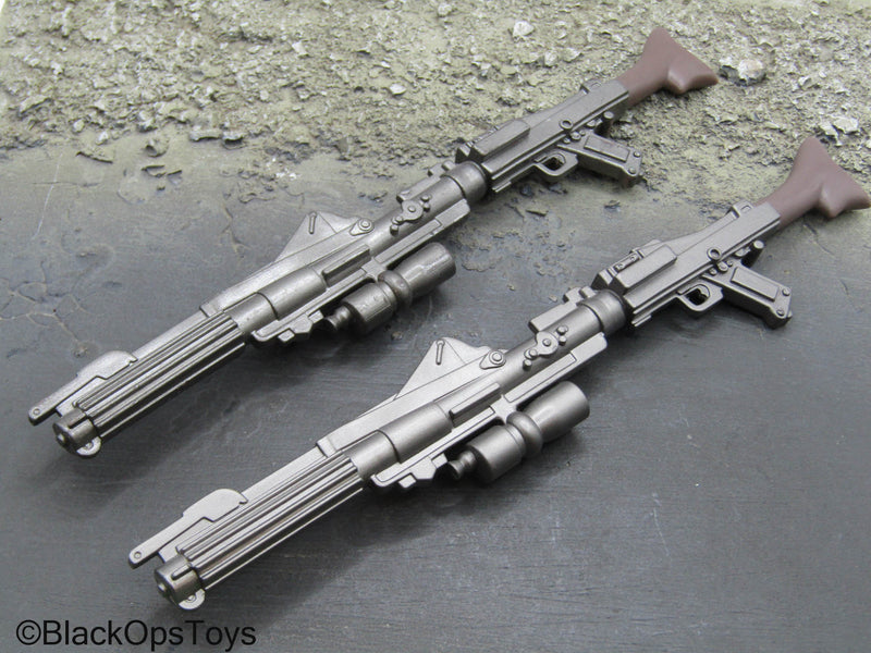 Load image into Gallery viewer, Scratch &amp; Dent (READ DESC) - Clone Blaster Rifle (x2)
