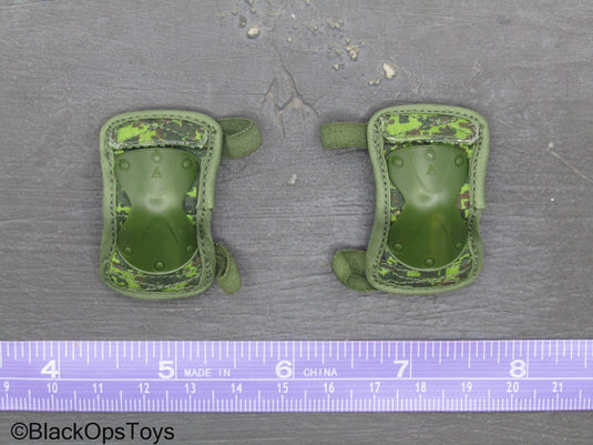 Russian Senior Rifleman - Flecktarn Camo Knee Pads