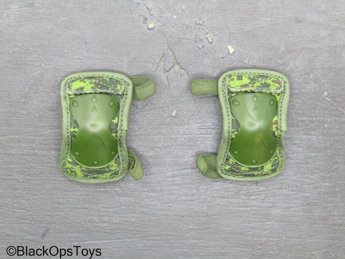 Russian Senior Rifleman - Flecktarn Camo Knee Pads