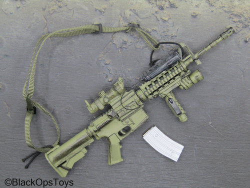 Green M4 Rifle w/Sling & Attachments